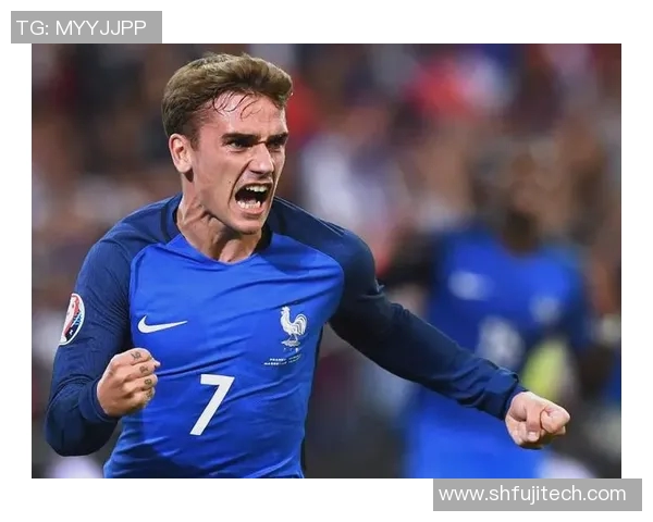 正准备退役的足球明星回顾辉煌生涯展望未来新篇章