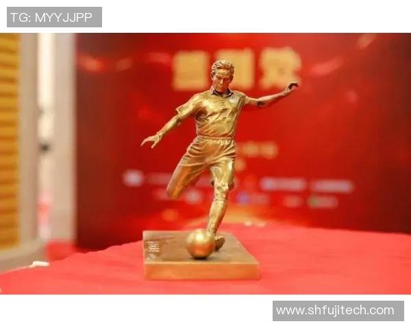 梅米塞诺：从草根到足球明星的传奇之路与荣耀时刻