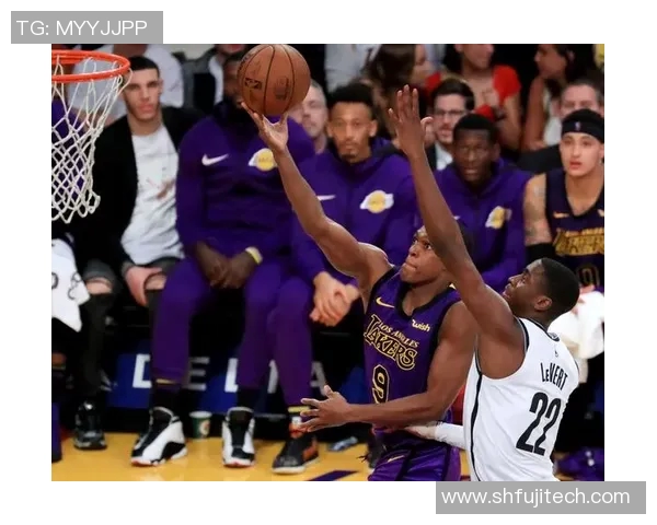 2015年湖人与篮网激战回顾：经典对决与球星风采的碰撞