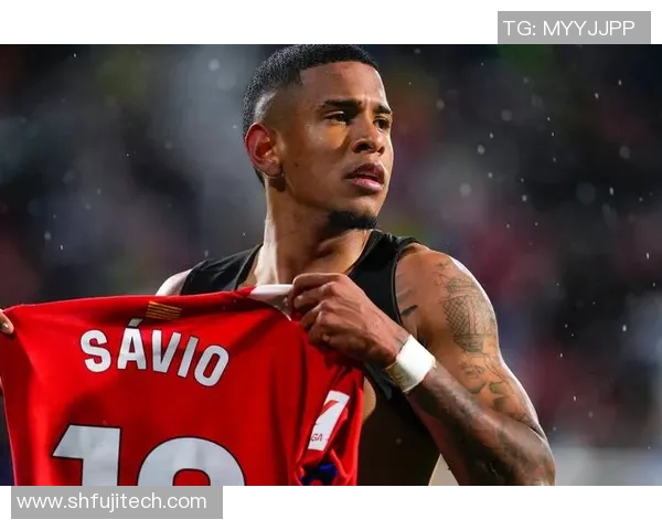 古铁雷斯的传奇人生与足球梦想：从草根到顶尖球员的奋斗历程